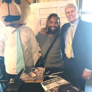 Meet your Posher, Aaron